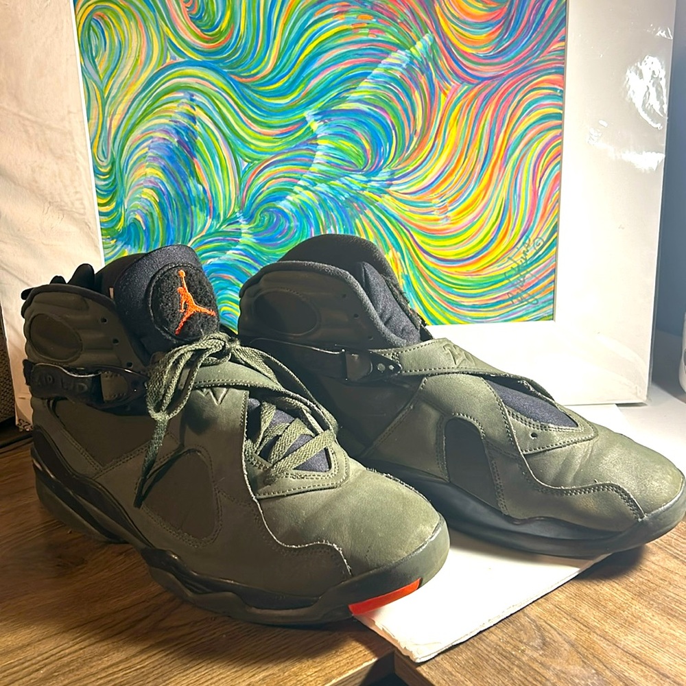 Air Jordan 8 Retro Take Flight size 12 in great condition  great color scheme